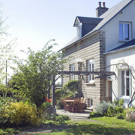 La Nesliere Chambres D'Hotes Bio Saint-Symphorien-des-Monts ภายนอก รูปภาพ