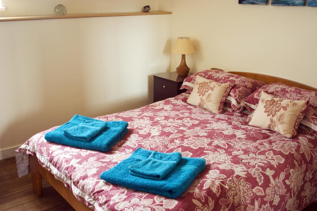La Nesliere Chambres D'Hotes Bio Saint-Symphorien-des-Monts ภายนอก รูปภาพ